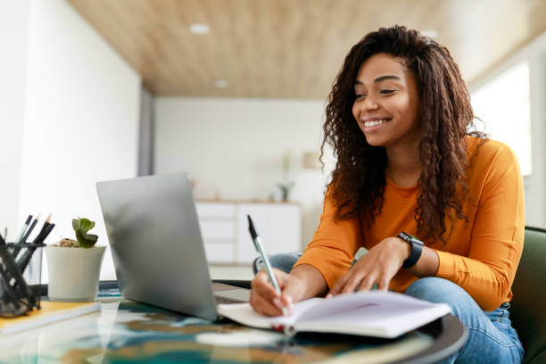student searching for an online writing service