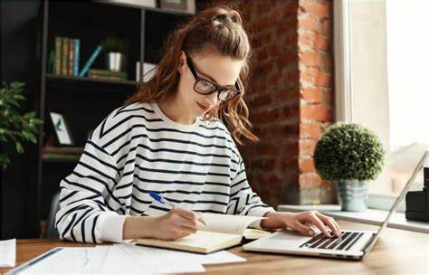 college application essay student writing