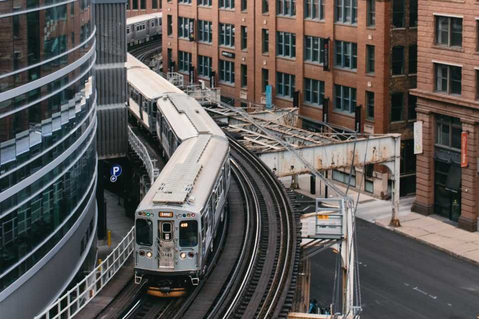 L train