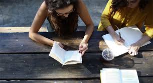 scholarship essay writing service